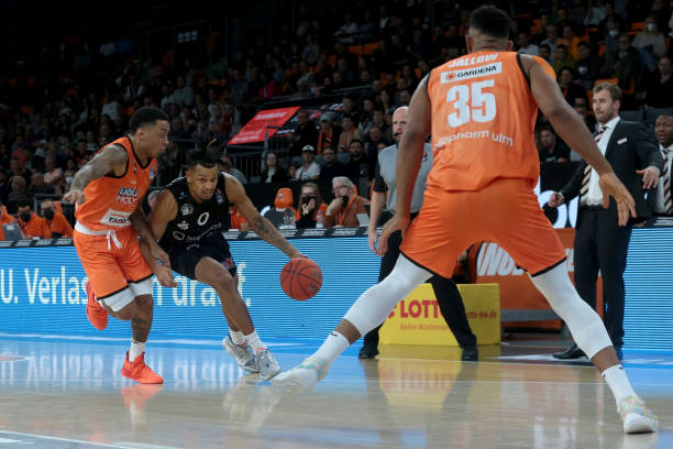 在中卫位置 在中卫位置