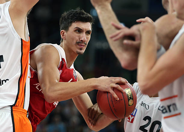 格列兹曼将 格列兹曼将